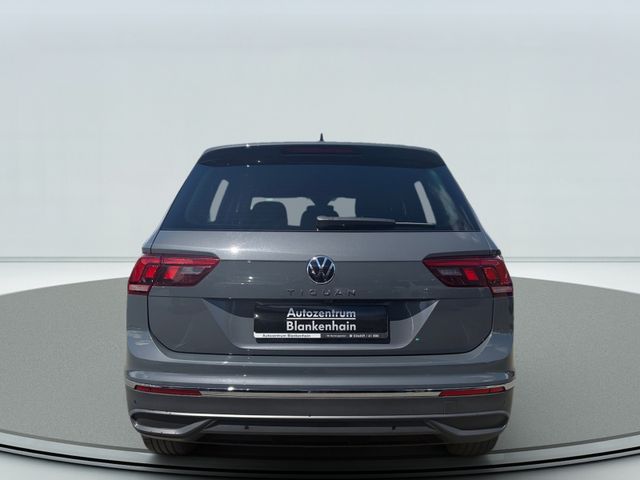 Tiguan 1.5 TSI Move TOP-Ausstattung+AHK