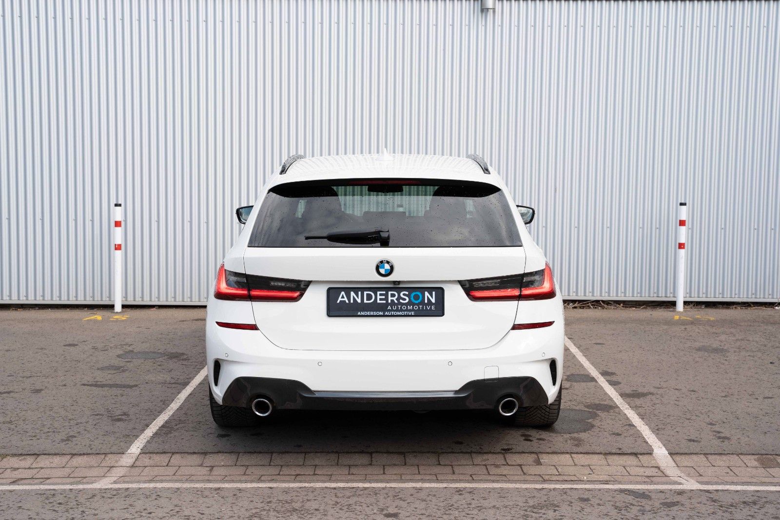 Fahrzeugabbildung BMW 320D XDRIVE M SPORT SHADOW LEDER HUD KAM ALLWETT