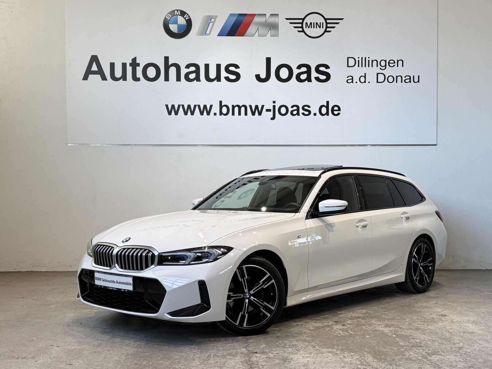 Fahrzeugabbildung BMW 320i |Panoramadach |Anhängerkuppl. |HiFi DAB