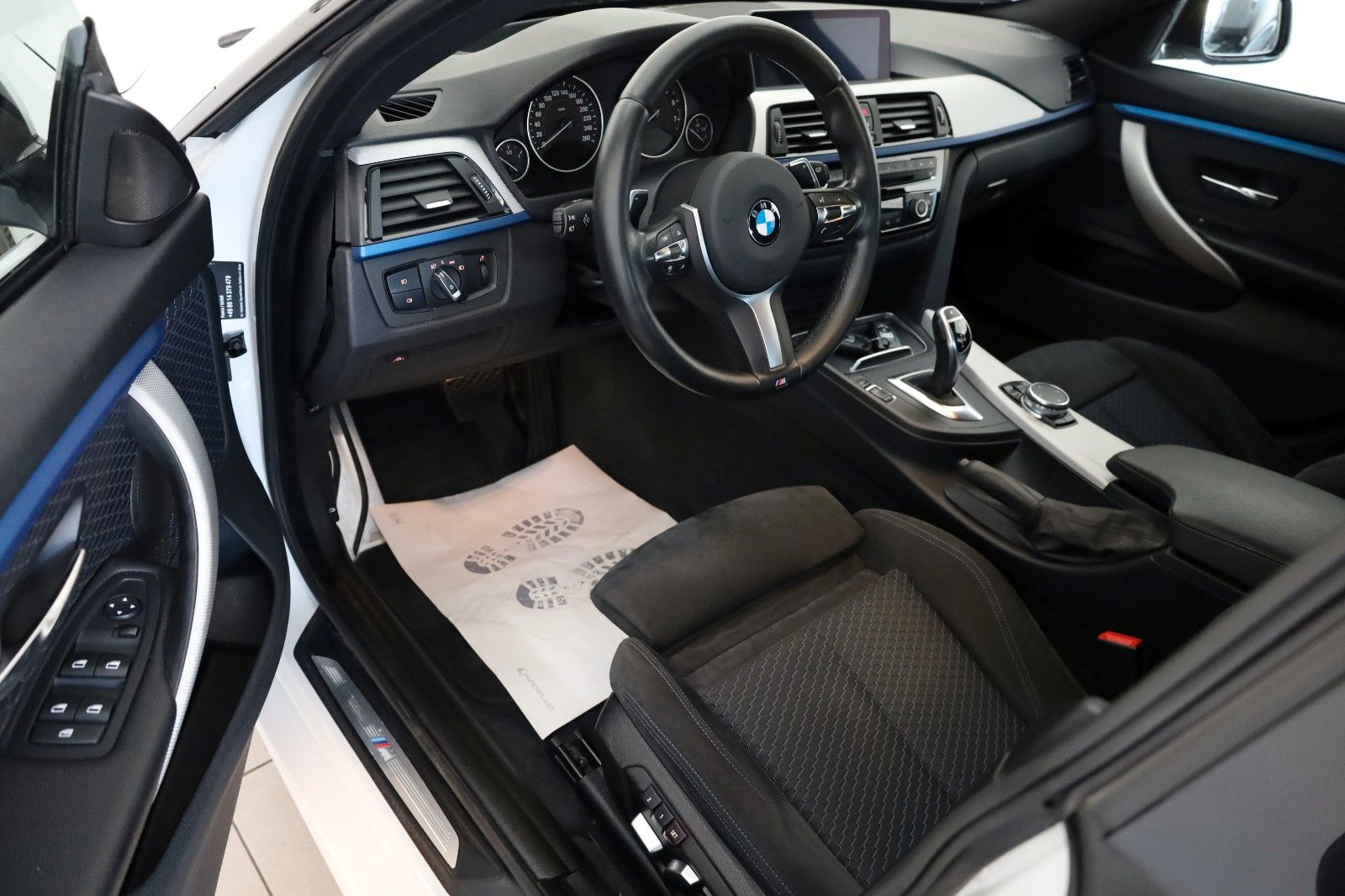 Fahrzeugabbildung BMW 440i xDrive GC M Sport Alcantara,Navi,LED,SH,ACC