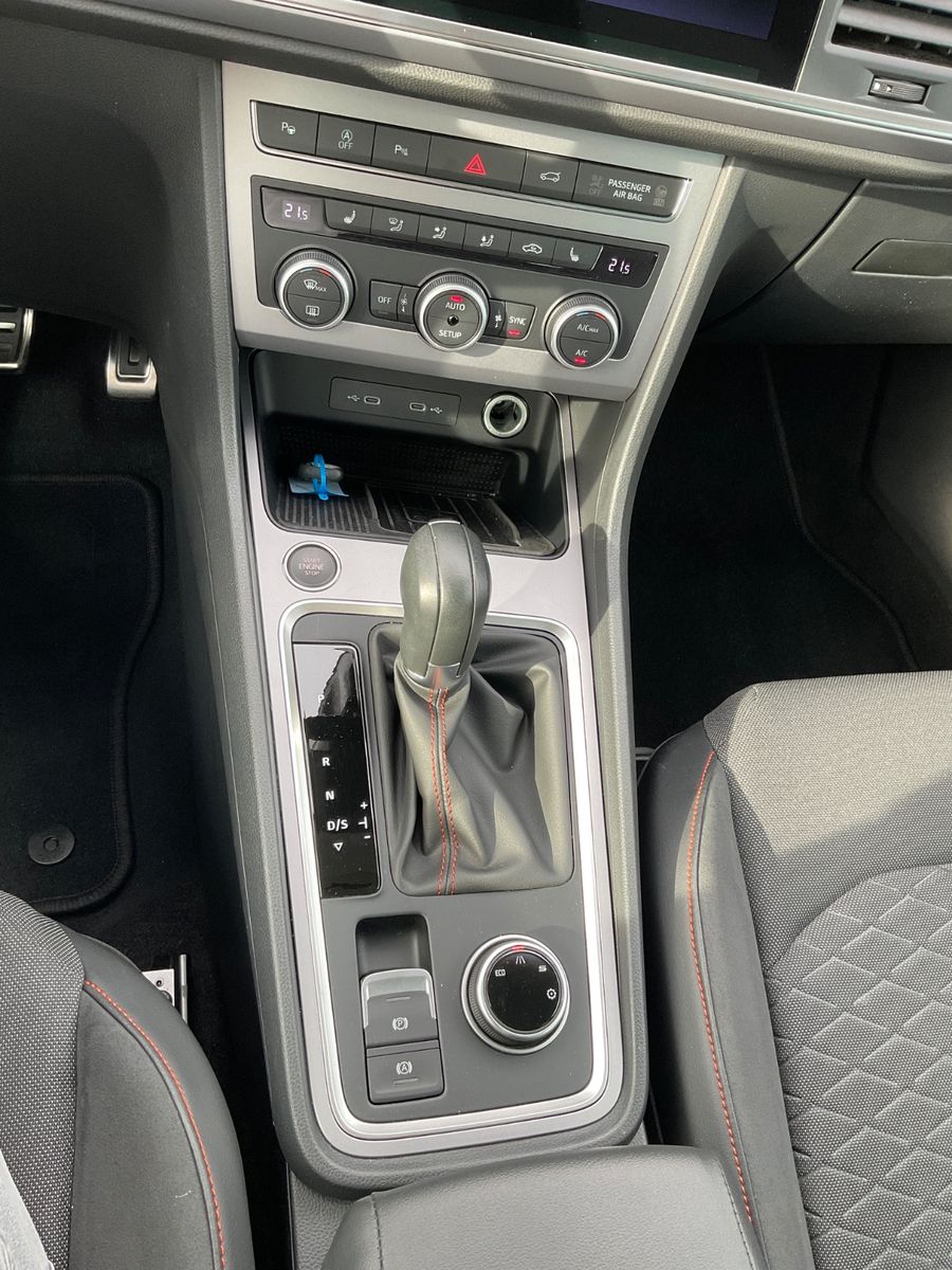 Fahrzeugabbildung SEAT Ateca 2.0 TDI DSG,FR,Kamera,VirtualDisplay