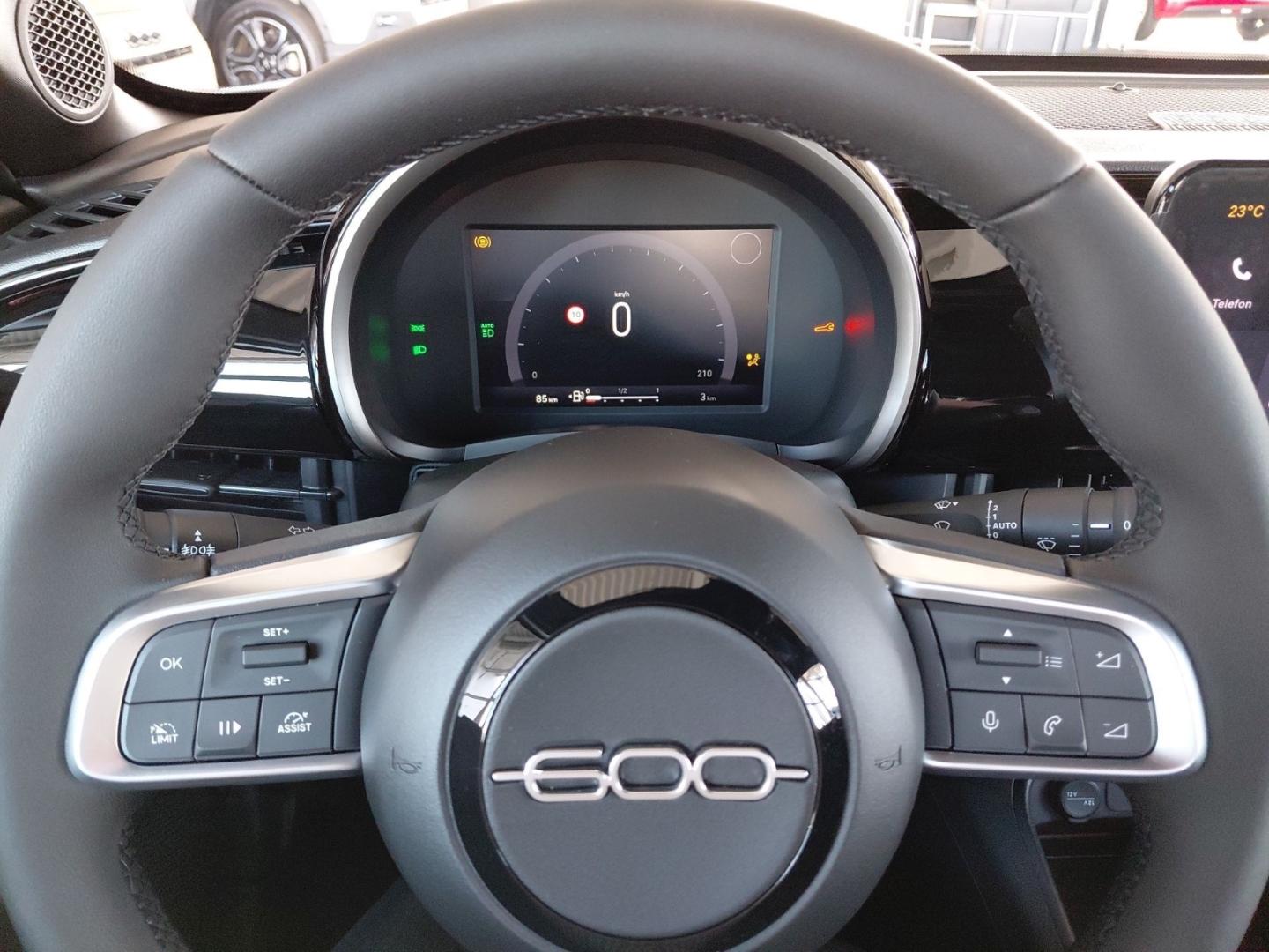 Fiat 600 1.2 Turbo 74 kW Street SHZ PDC LED Apple Car