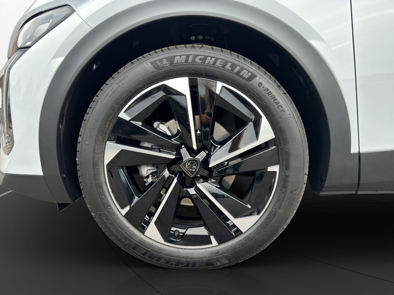 Peugeot 408 - Bild 11