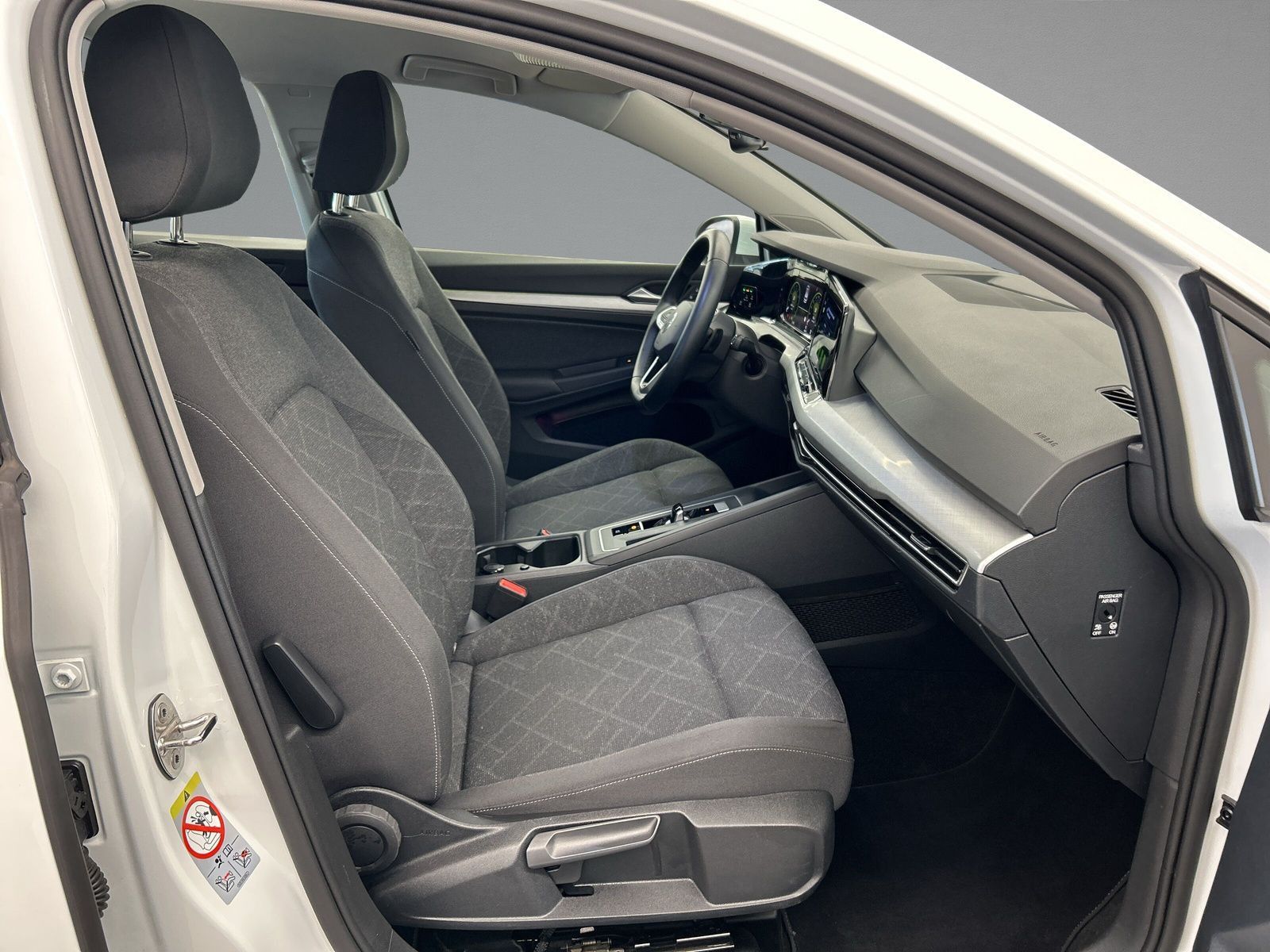 Volkswagen Golf VIII 1.0 eTSI Life FAHRSCHULFAHRZEUG+DSG foto 10