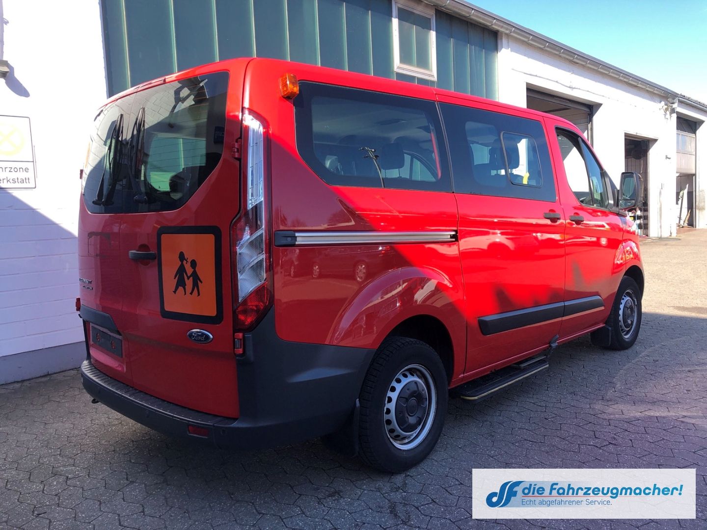 Fahrzeugabbildung Ford Transit Custom Kombi 300 L1 2.2 TDCi *2545