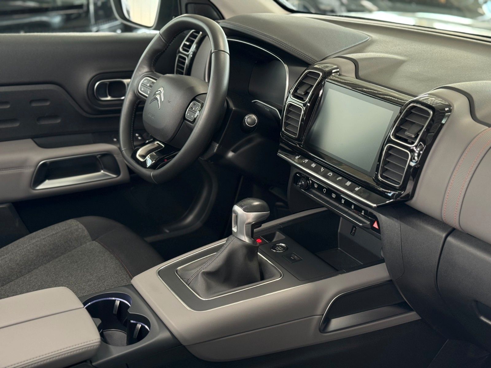 Fahrzeugabbildung Citroën C5 Aircross 1.2 130 Feel   "DAB 19"-LM Tempomat"