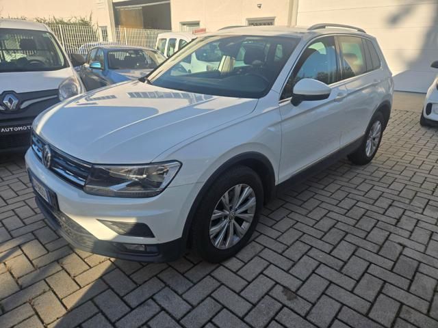 Volkswagen VOLKSWAGEN Tiguan 1.5 TSI Business BlueMotion Te imagem 2