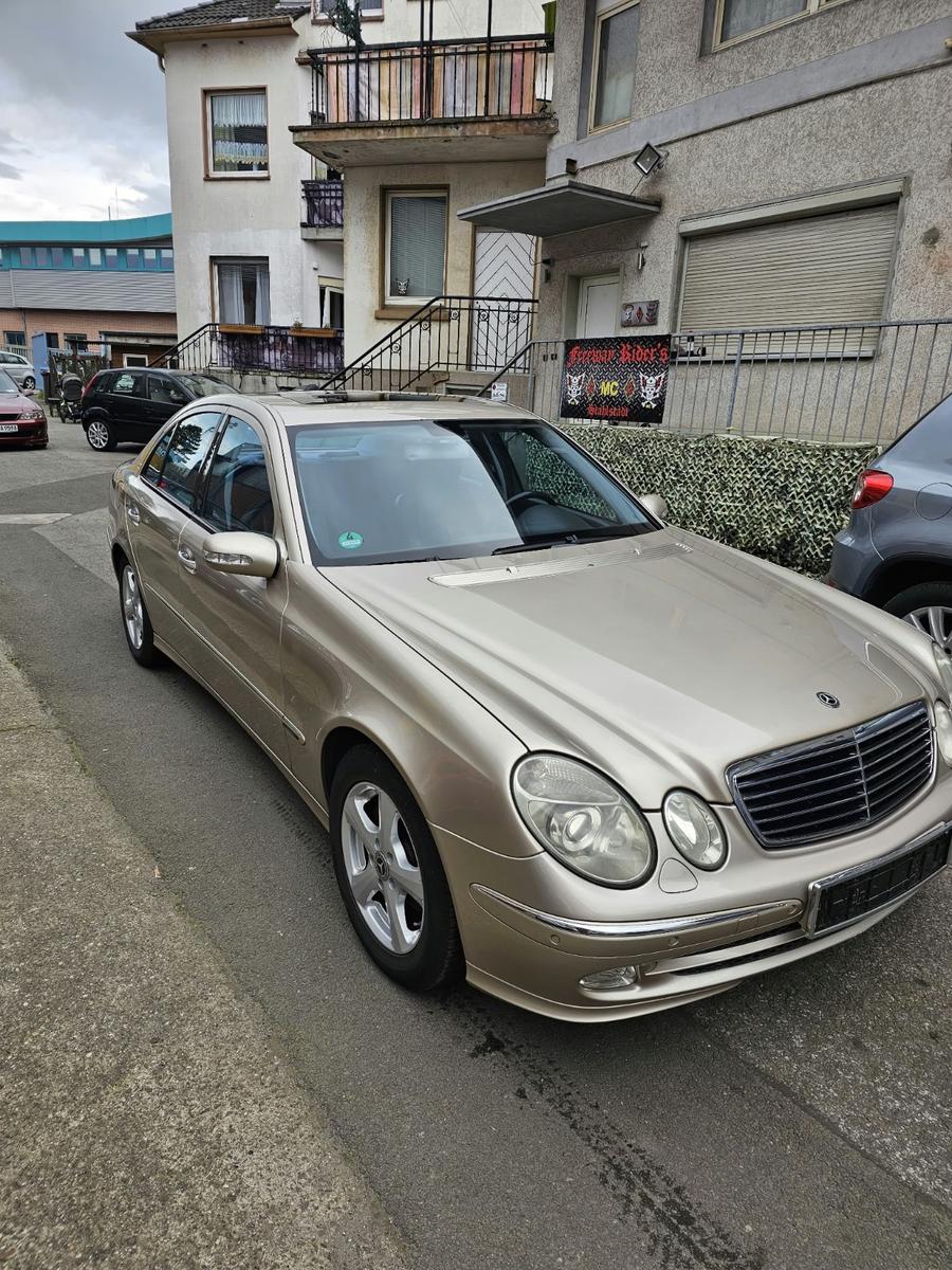 Mercedes-Benz 200
