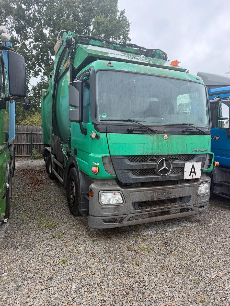 Mercedes-Benz 2532 Frontlader, Automatic