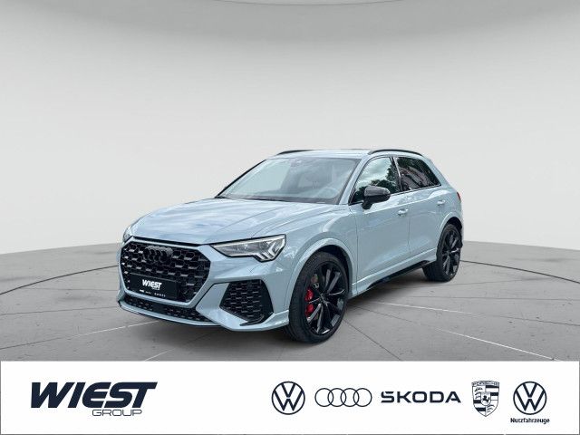 2023 Audi RSQ3