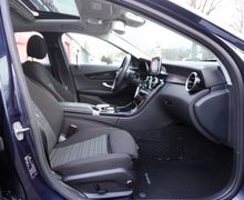 Fahrzeugabbildung Mercedes-Benz C 200 Avantgarde 1.Hd Kam  S.Dach Navi AHK SZH