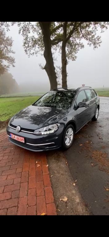 Image of Volkswagen Golf