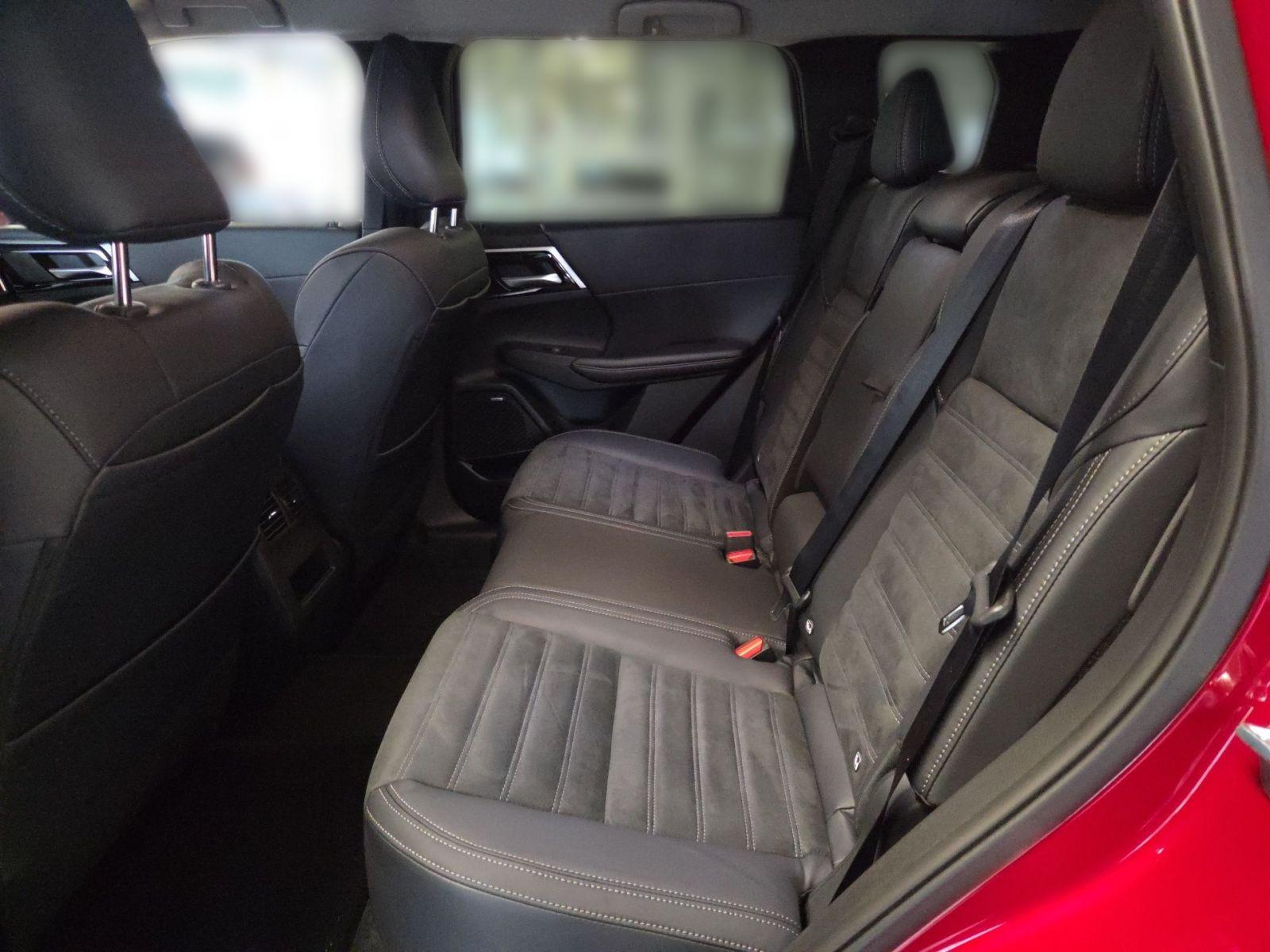 Mitsubishi Outlander Plug-in Hybrid Intro Edition *AHK*NAVI