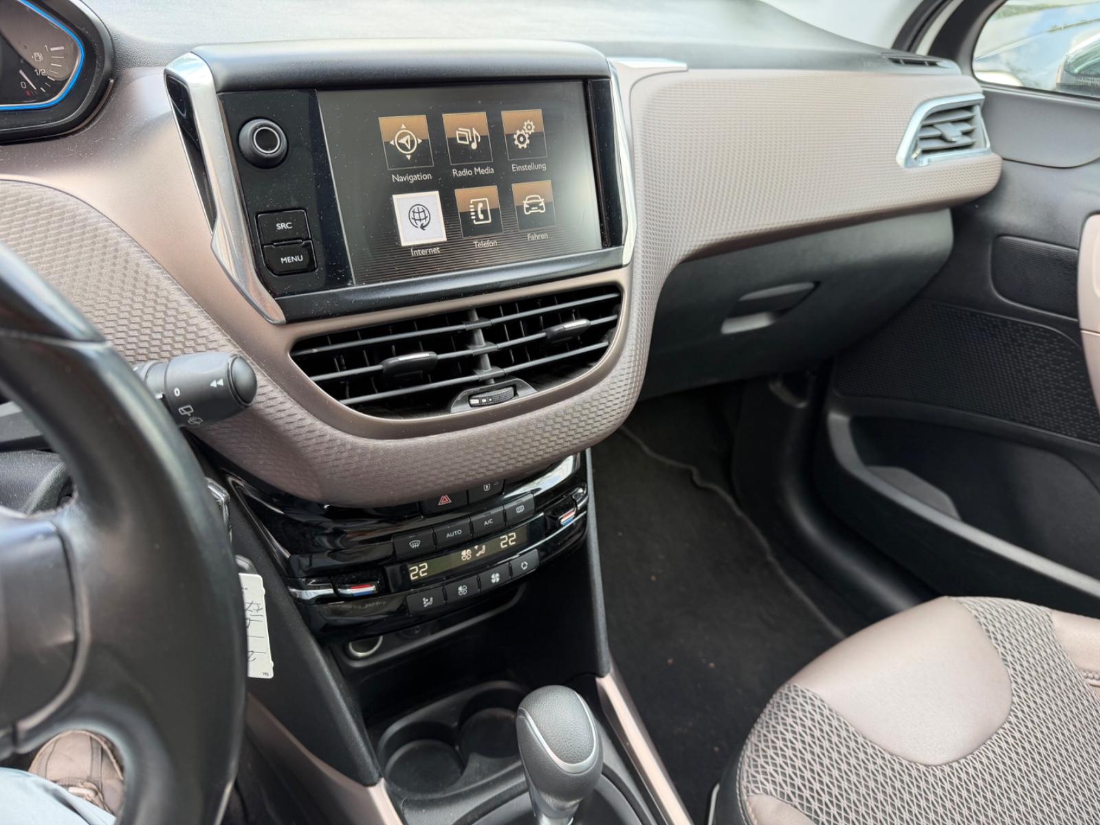 Peugeot 2008 Allure-TOP AUSSTATTUNG!!!!