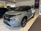 Mitsubishi Plug-in Hybrid Outlander Intro HUD,LED,SHZ,NAV - Mitsubishi Plug-in Hybrid Outlander in Duisburg