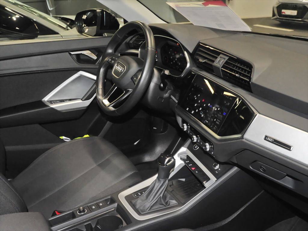 Audi Q3 35 TFSI S tronic Nav Kamera Virtual SHZ foto 6