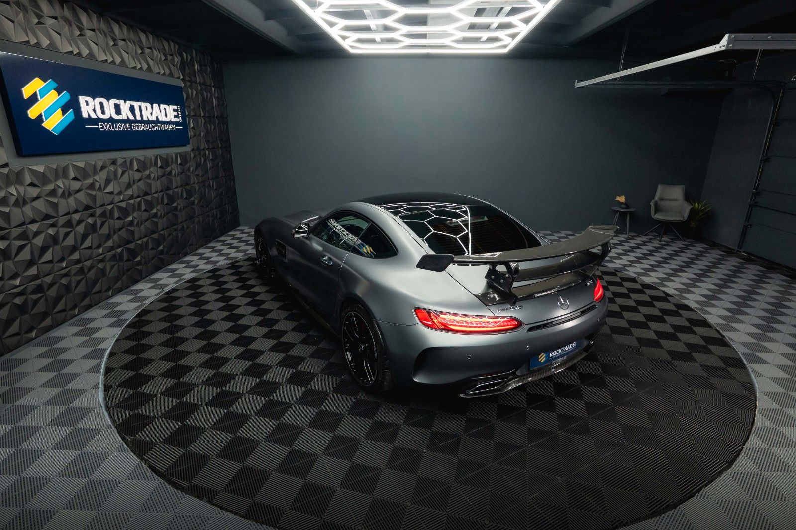 Fahrzeugabbildung Mercedes-Benz AMG GT C Performance Carbon *Burmester*Pano*LED*