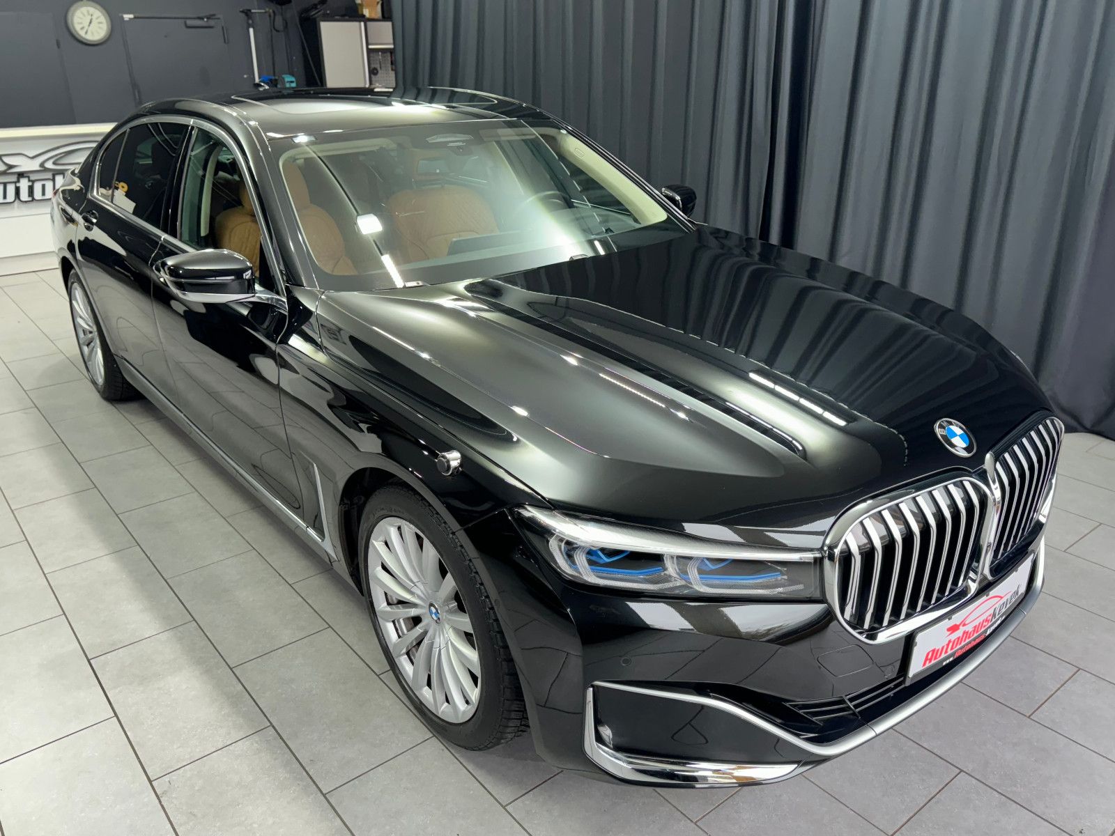 Fahrzeugabbildung BMW 730 Ld|TV|MASSAGE|LASER|SOFT-CLOSE|LANG|HARMAN|