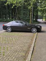 BMW 750 LONG VERSION V8 MOTOR - gebrauchte BMW 750 aus dem Jahr 2011