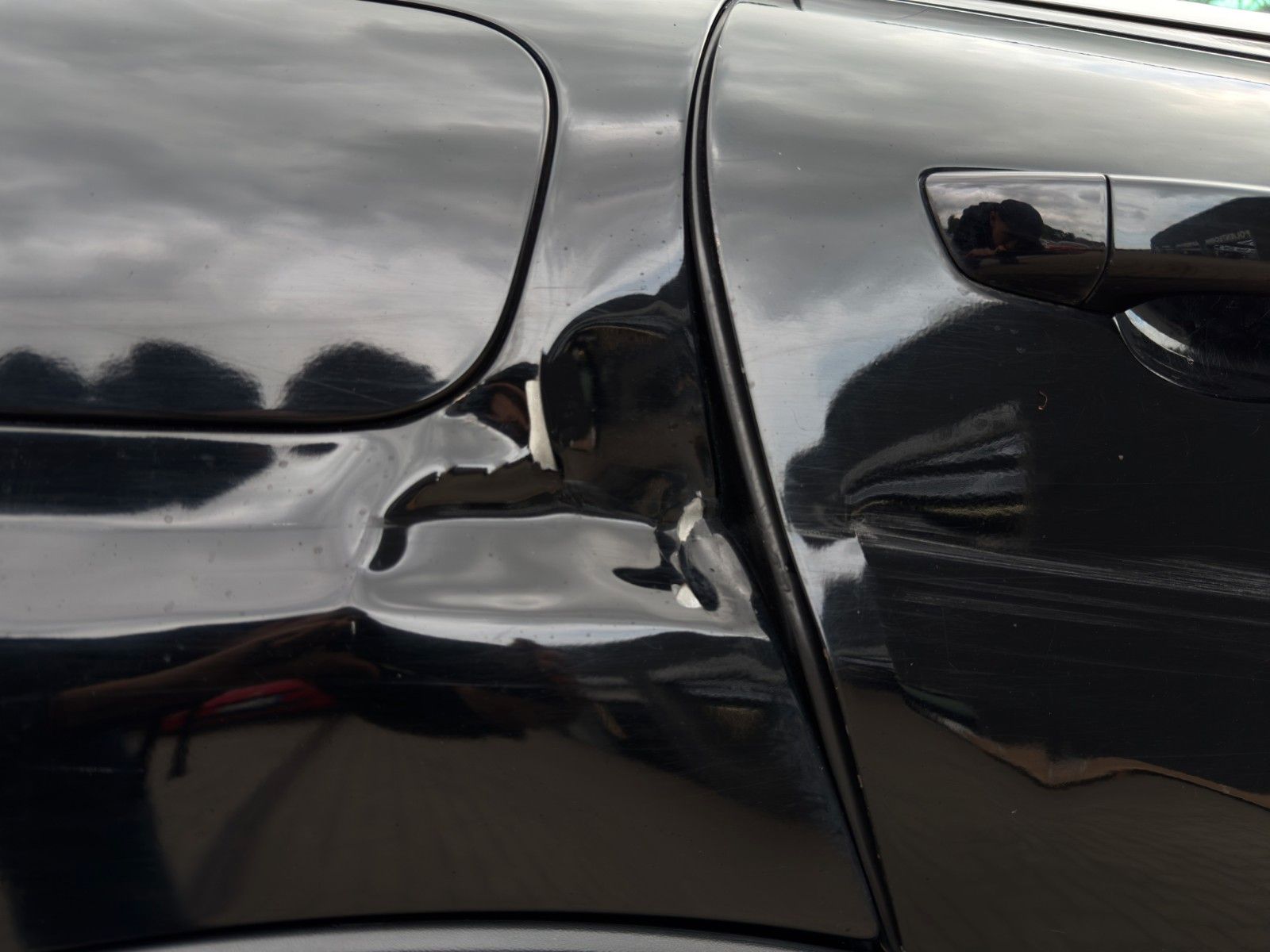 Fahrzeugabbildung Volkswagen Touareg 3.0 V6 TDI *Pano*Kamera*4-Zonen*ST-Heiz*