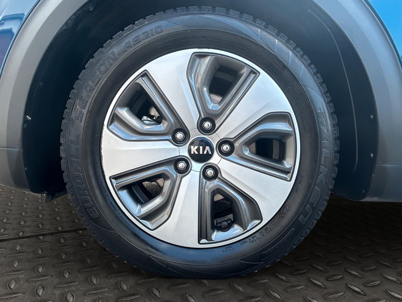 Fahrzeugabbildung Kia Niro Vision Hybrid /Automatik/NAvi/Kamara