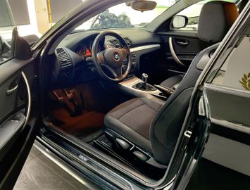 BMW 118 - 12
