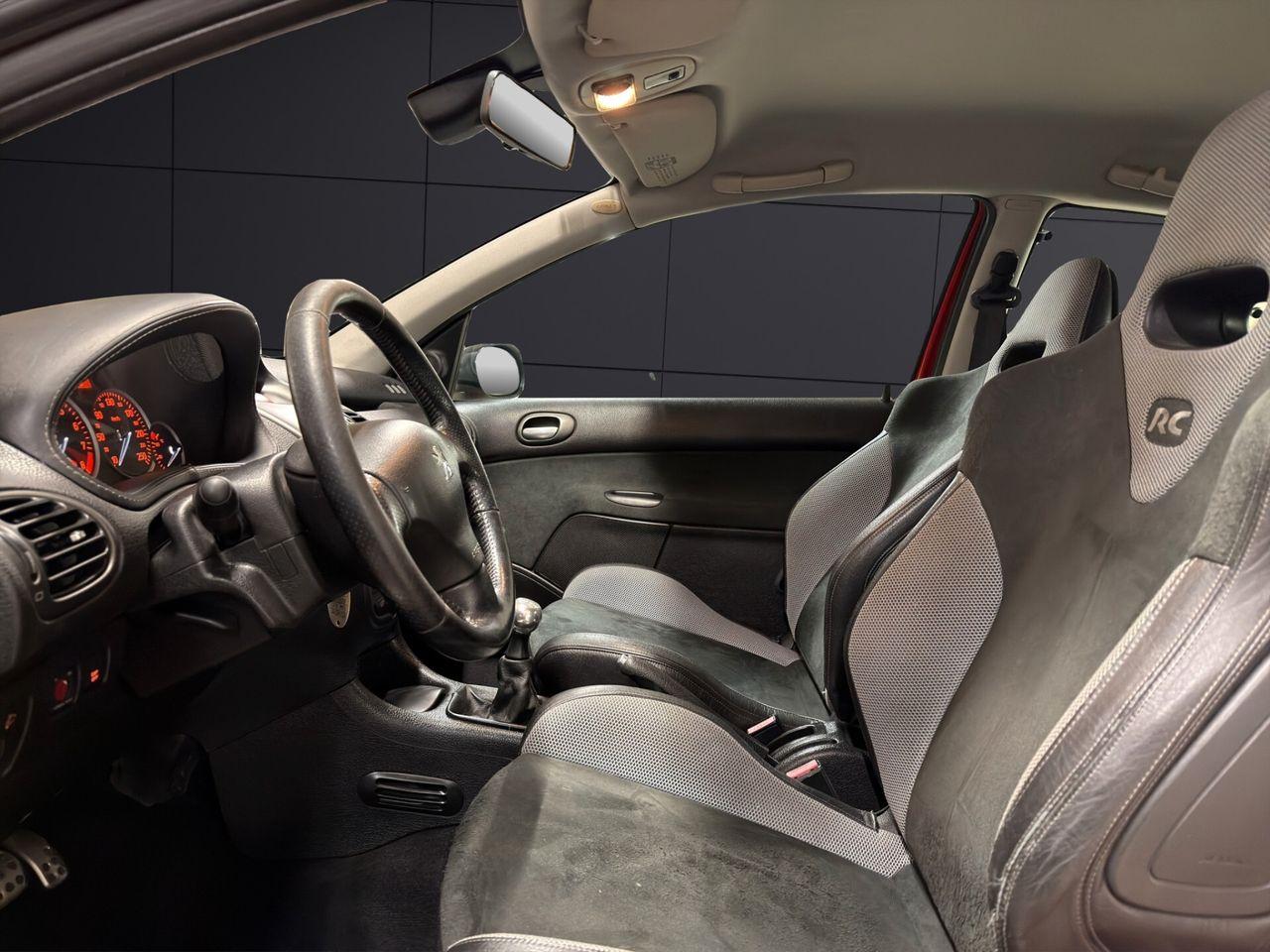 PEUGEOT 206  - RC 2.0 -177 CV - BVM - PREMIERE MAIN