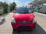 Toyota Yaris 1.0 MMT - Toyota aus 2004