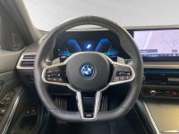 BMW 330 - Vorschau Bild 13