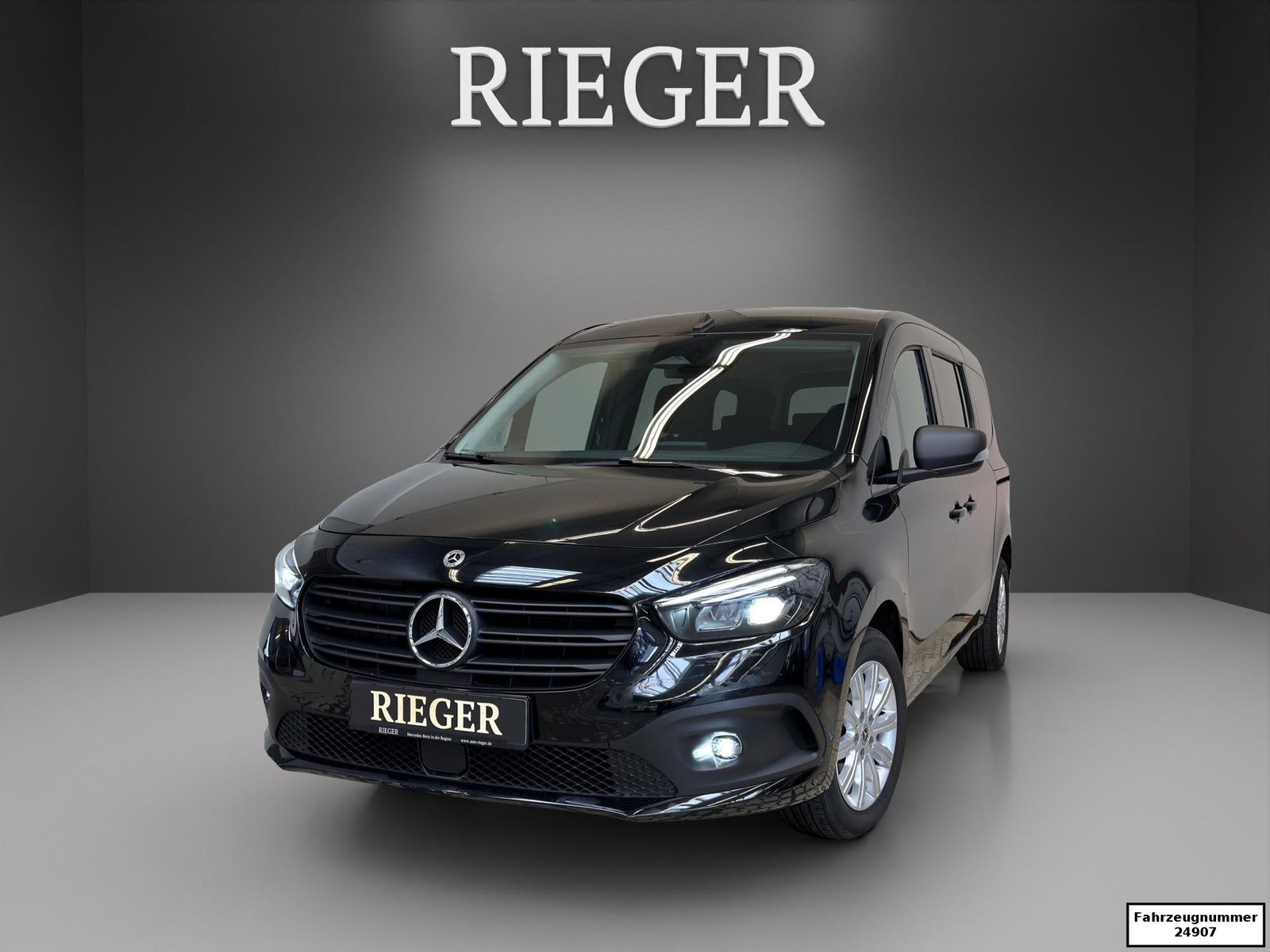 MERCEDES-BENZ Citan 113 Tourer Progressive Plus*7 Seat*MBUx*++
