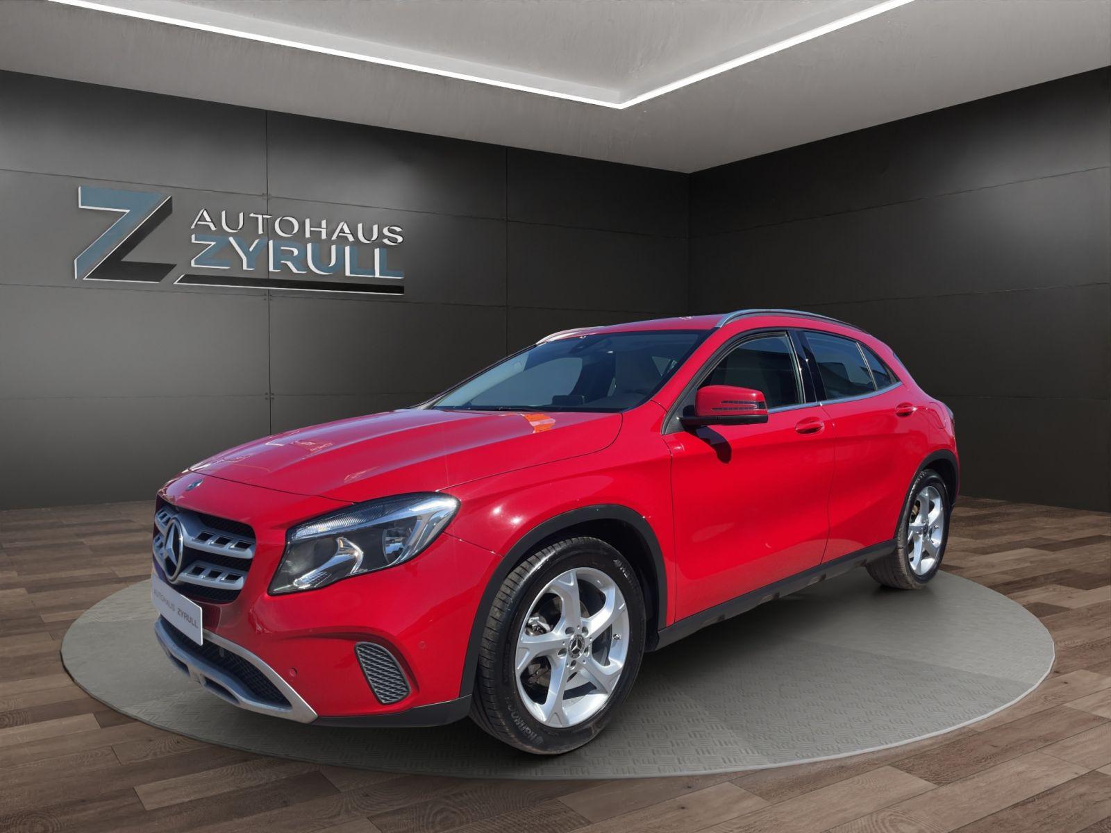 Mercedes-Benz GLA 200 Urban 156 PS NAVI/TOPW-VIEW/SHZ