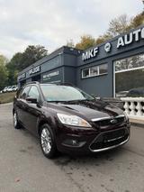Ford Focus Turnier *1.Hand*Tempomat*Schiebed.*Sitzh.* - Ford Focus aus 2007: Kombi