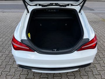 Fahrzeugabbildung Mercedes-Benz CLA 220 Shooting Brake 4-MATIC AMG LINE NIGHT