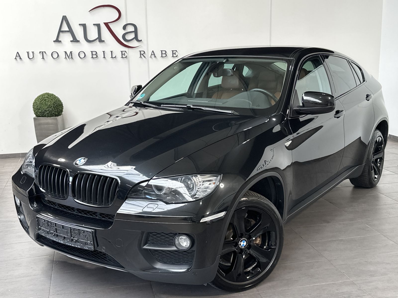 Fahrzeugabbildung BMW X6 xDrive30d NAV+XEN+AHK+19ZOLL+MEMORY+3HD+SHZ