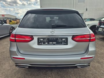 Mercedes E 200 - 6