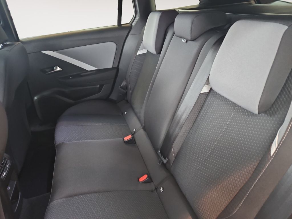 Fahrzeugabbildung Opel Astra ST 1.5 D AT Edition (L)