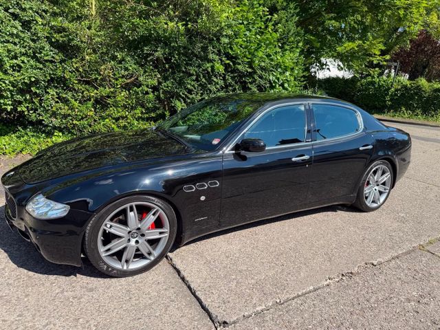 Andere Maserati Quattroporte Gt/V8 4.2/TÜV/Tausch...