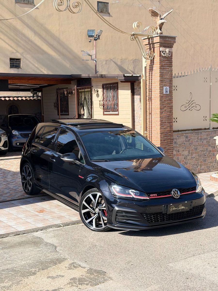 Volkswagen Golf GTI Performance 2.0 245 CV TSI D imagem 3