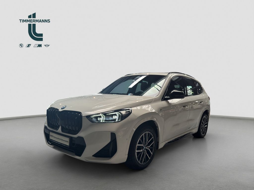Image of BMW iX1