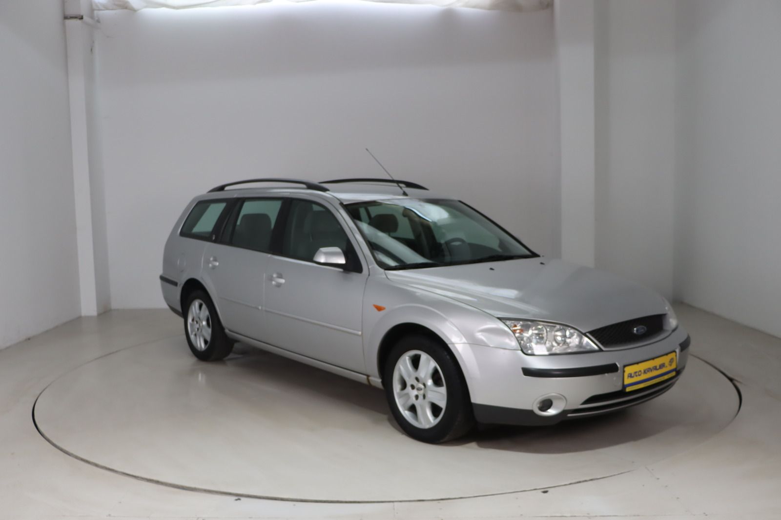 Fahrzeugabbildung Ford Mondeo Turnier 2.0  * Klimaautom. HU/AU 06.26 Gh