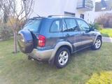 Toyota RAV 4 2.0-l-VVT-i 4x4 Edition in guten Zustand - gebrauchte Toyota RAV 4 aus dem Jahr 2005