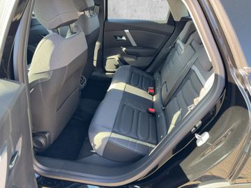 Citroën C4 Elektro Plus 136 +Kam.+LED+SHZ+SpurH+PDC