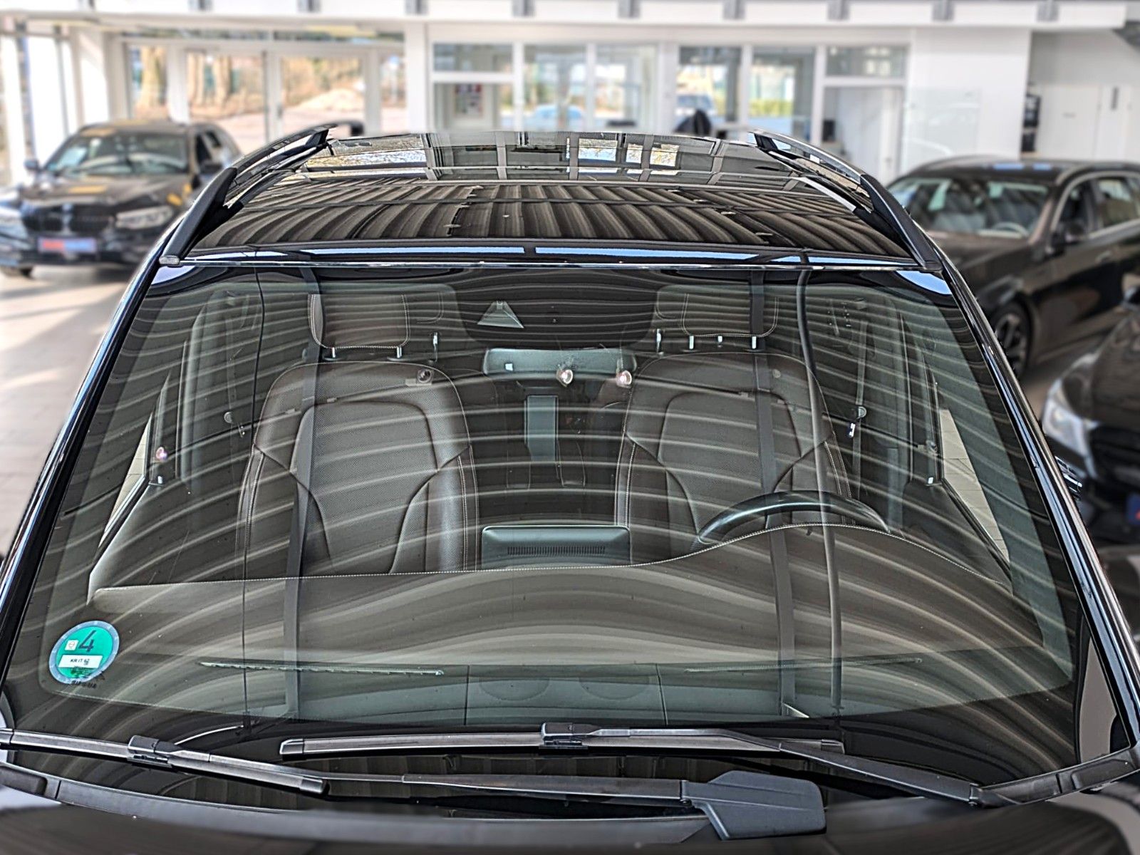 Fahrzeugabbildung Mercedes-Benz V 250d AMG 4M LANG 6 SITZE VIP SHUTTLE MEGAVOLL!