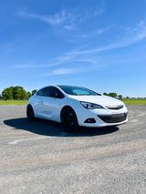Opel Astra J GTC Coupé | 20 Zoll BBS | TÜV 01.26 - Opel: Coupé, C
