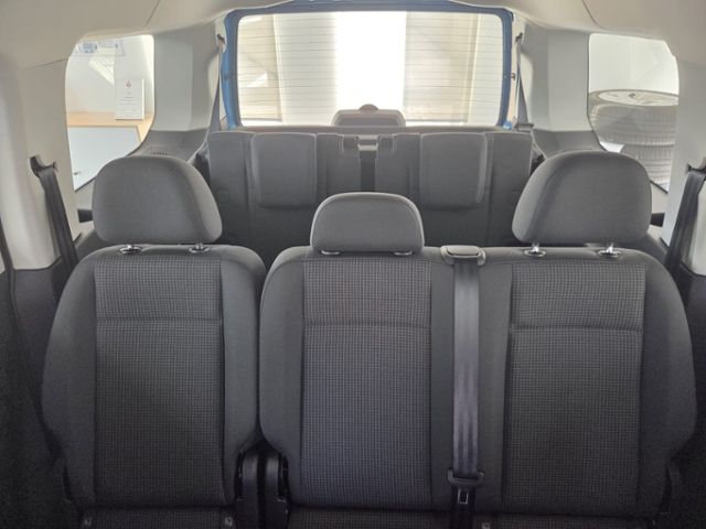 Caddy Maxi Life 2.0 TDI DSG LED APP vorbAHK KAM