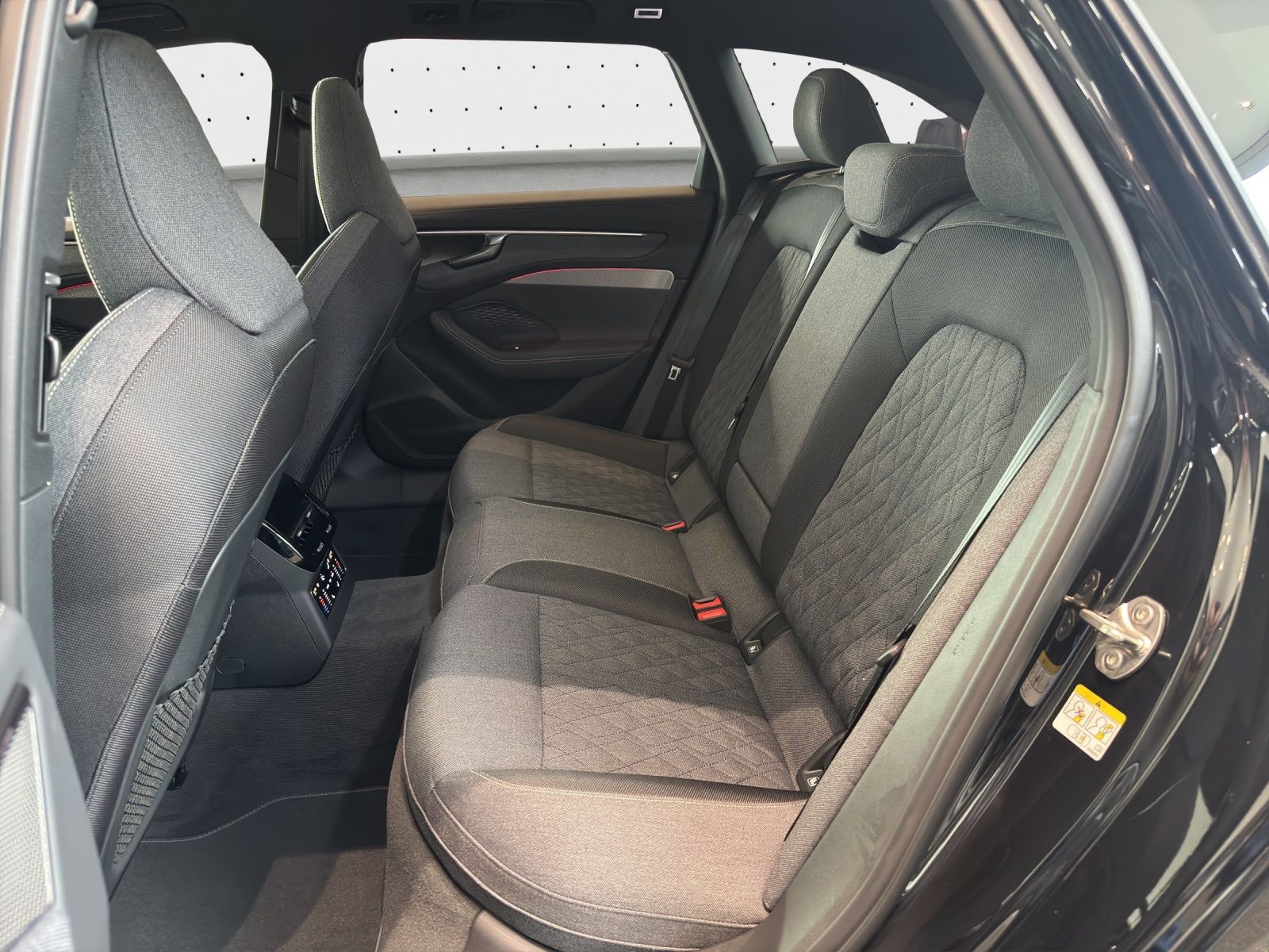 Audi A6 - Bild 15