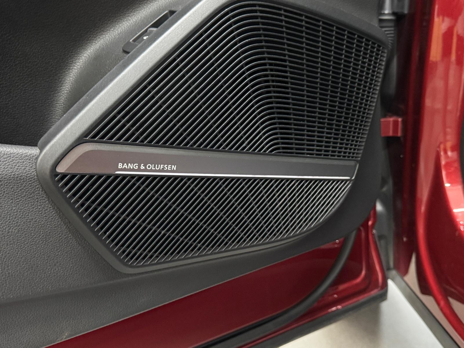 Audi Q5 quattro sport S-Line PANO/LED/B&O/AHK/1.HAND!