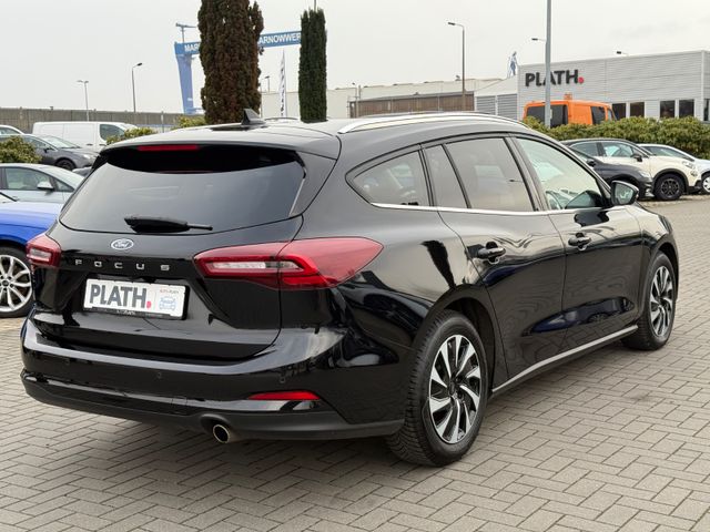 Ford Focus Turnier Titanium Edition Assistenz-Paket