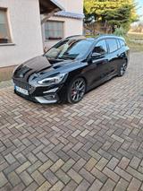 Ford Focus 2,3 EcoBoost ST Styling-Paket Turnier ... - Ford Focus: ST Styling Paket