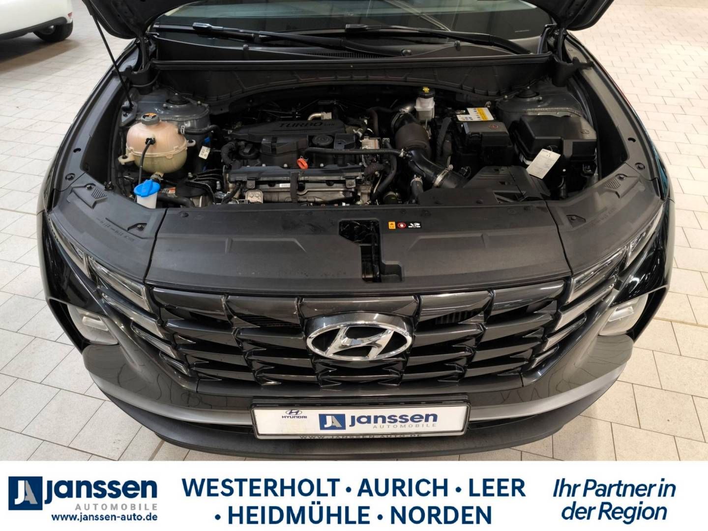 Fahrzeugabbildung Hyundai TUCSON Select/Navi/Rückfahrkamera/Start-Stopp